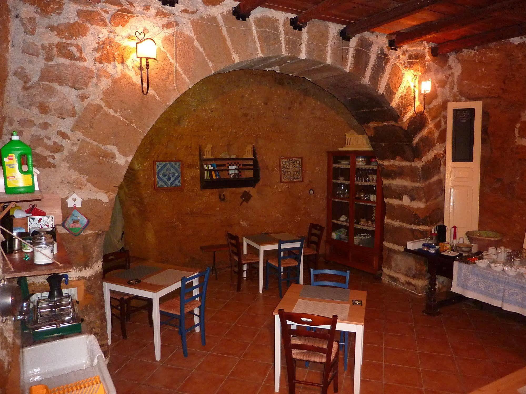 לינה וארוחת בוקר אגריג'נטו Corte Dei Greci מראה חיצוני תמונה